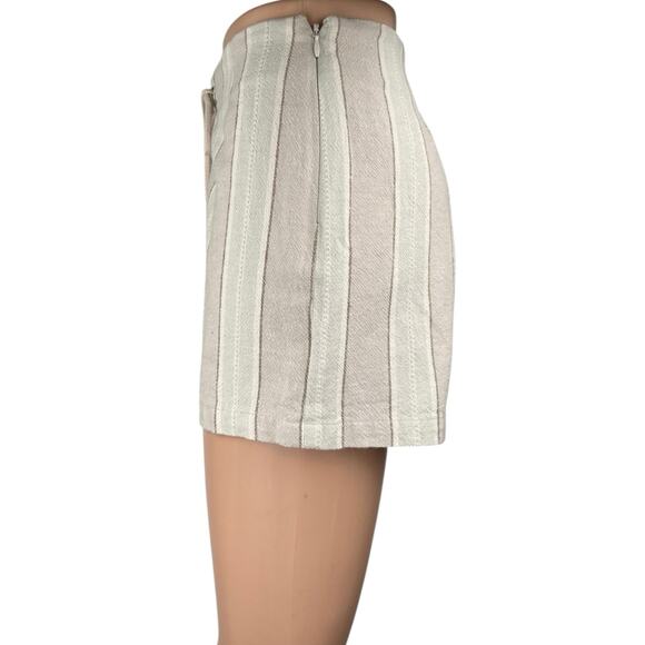 Urban Outfitters Tess Tan Lace-Up Striped High Waist Twill Casual Shorts Size 0 - Picture 2 of 5